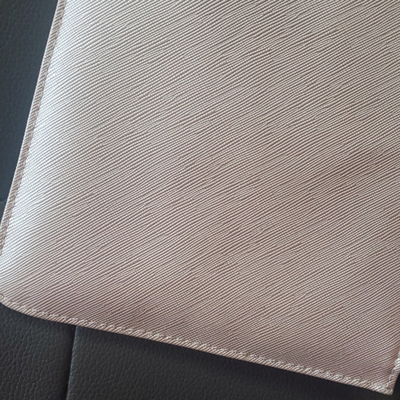 Katie Loxton London Maid of Honor zipper pouch NWT - Picture 12 of 12